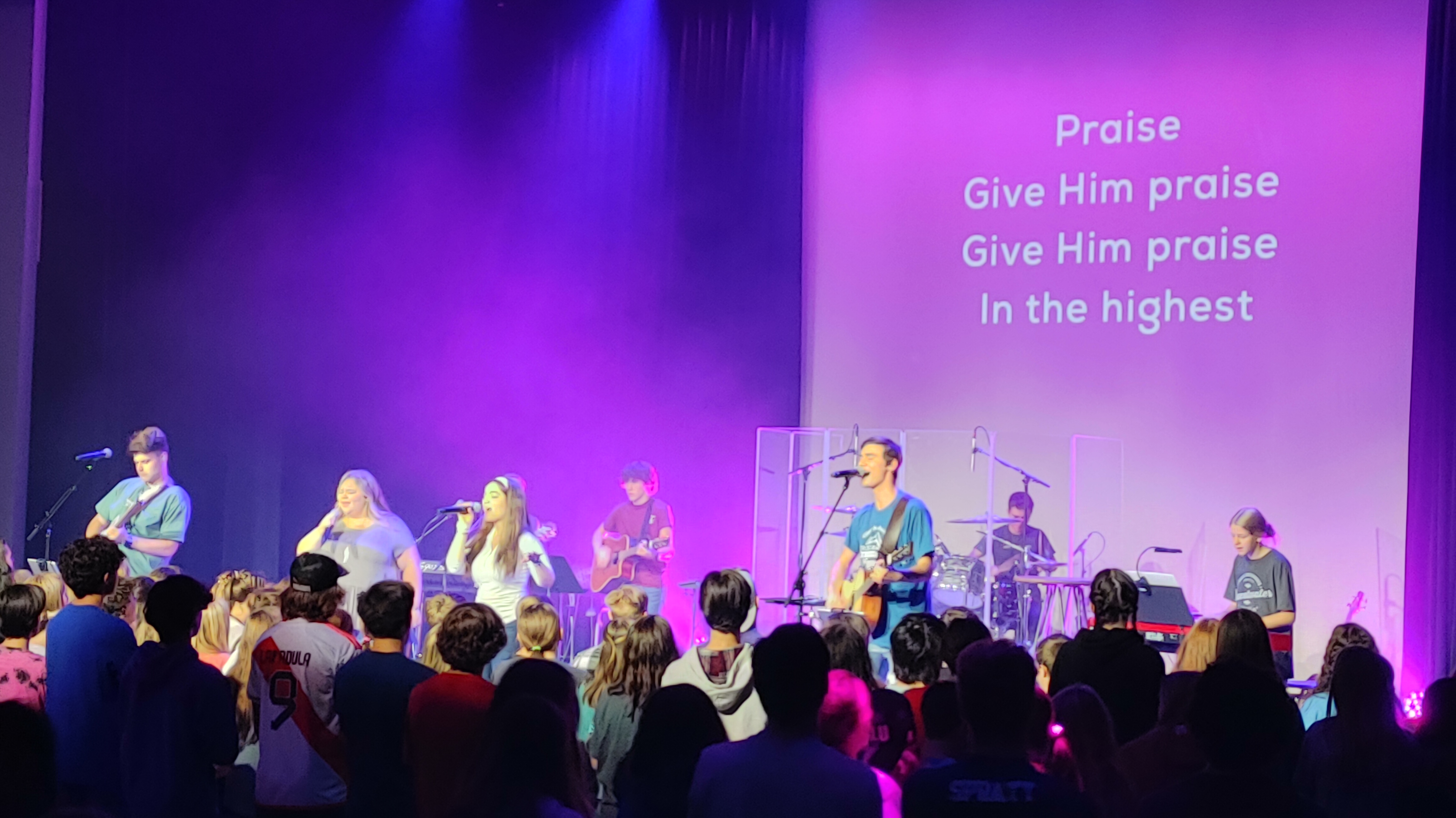 A Carmel Student worship service